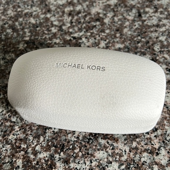Michael Kors PAZ 6044 MK6044 sunglasses - Picture 12 of 12